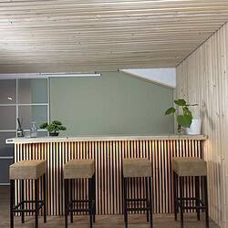 tempImagevNJSX2 Steigerhout bar